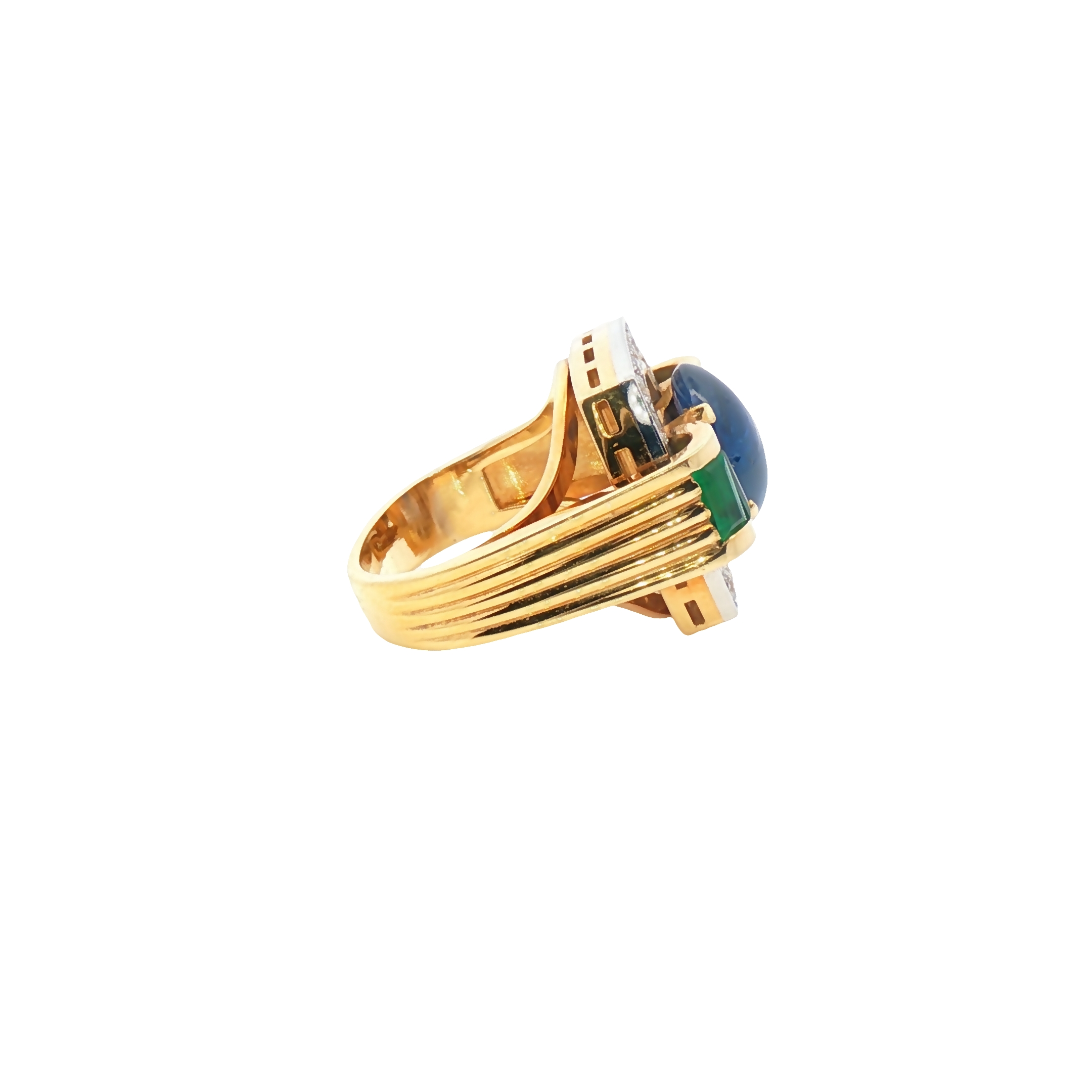 High-luxury Burmese 4.35 ct no-heat blue sapphire cabochon ring in 18K yellow gold with diamond accents