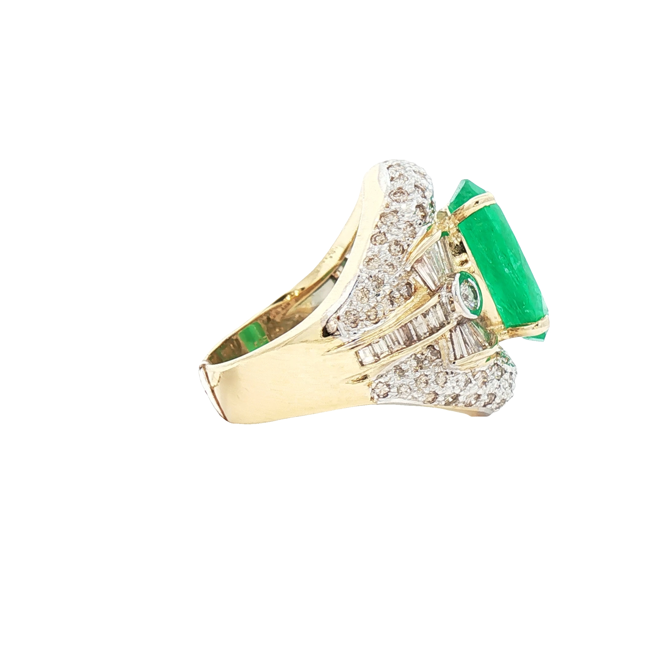 Colombian 6.89-carat oval emerald ring in 14K yellow gold with 4.35-carat diamond halo, C. Dunaigre-certified