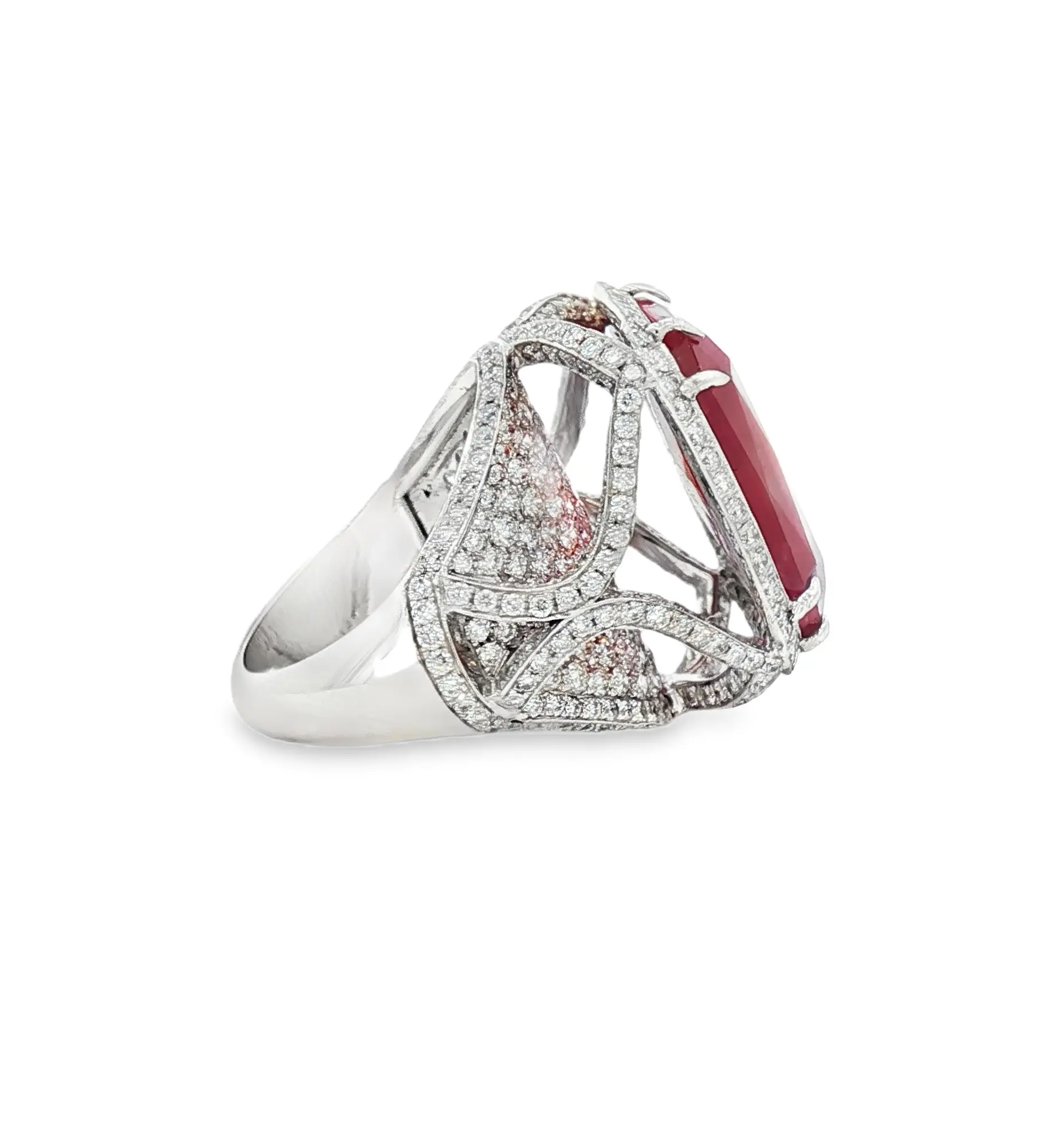 No-heat Mozambique ruby 17.27 ct octagonal brilliant cut ring in 18k white gold with 4.00 ct diamonds, certified by C. Dunaigre and GIA