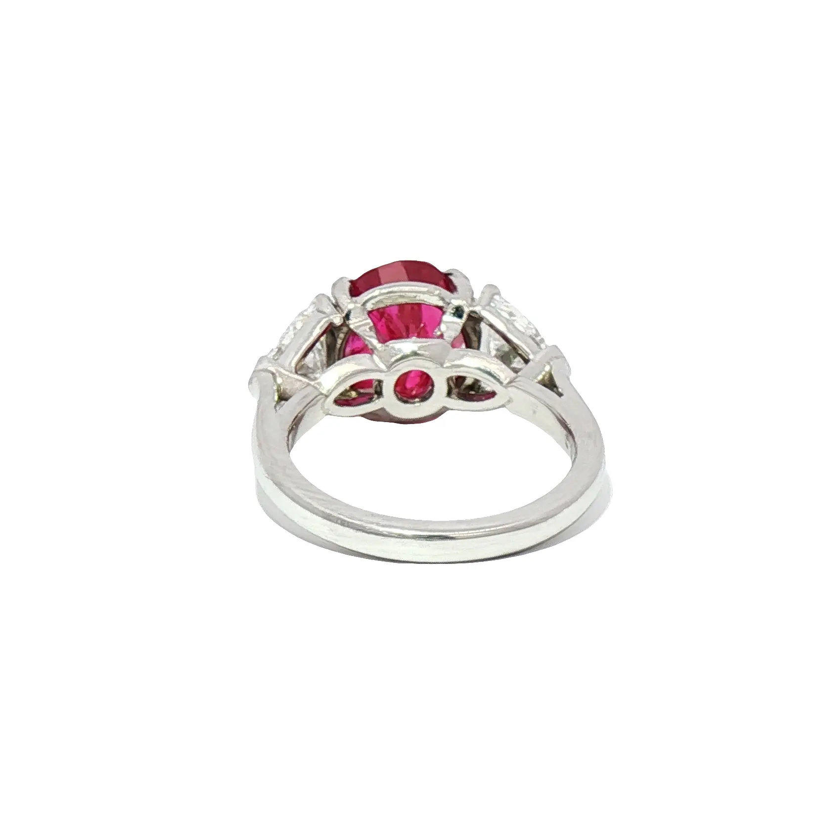 4.06 ct no-heat Burmese ruby oval mixed cut ring in platinum with 1.10 ct diamonds, AGL certified luxury jewelry