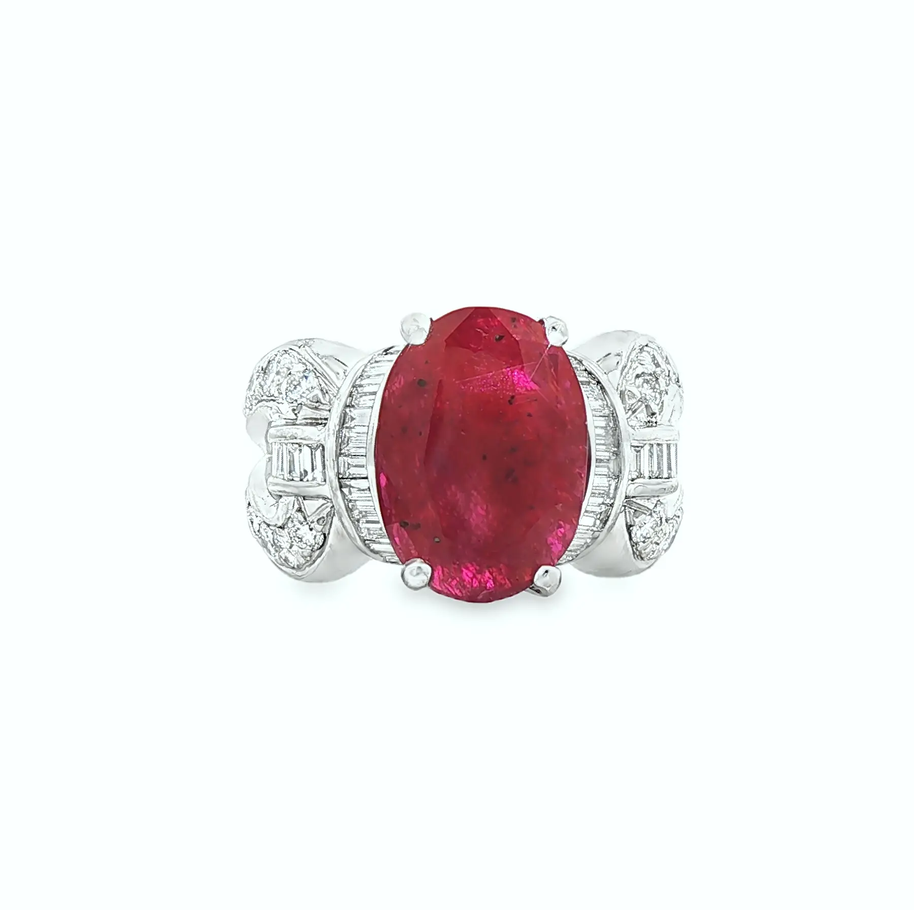 18K white gold ring with 5.02 ct no-heat oval Mozambique ruby and 2.30 ct diamonds, high jewelry luxury design