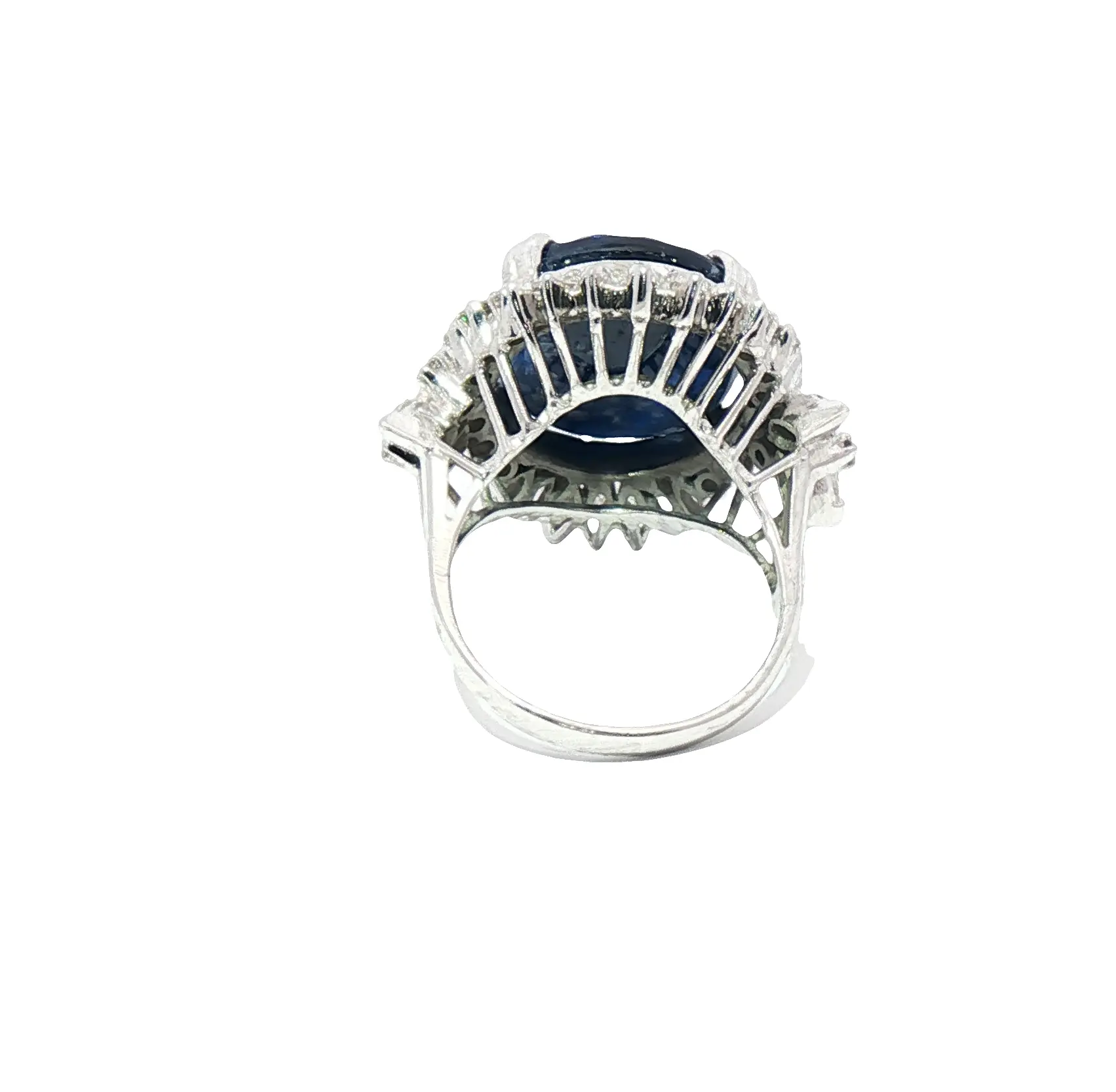 12 carat Burmese no-heat blue sapphire carved oval platinum ring with diamonds, certified by C. Dunaigre
